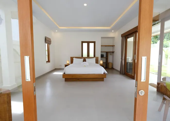 Puri Semesta Villa *