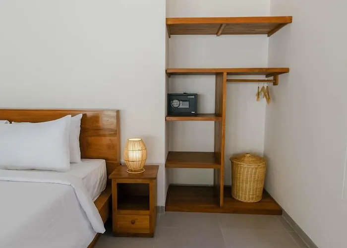 Puri Semesta Uluwatu (Bali)